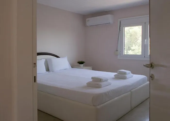 Сasa de vacaciones Thalori House