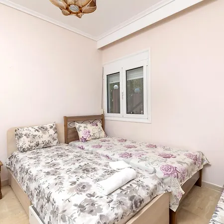 Holiday home Thalori House *
