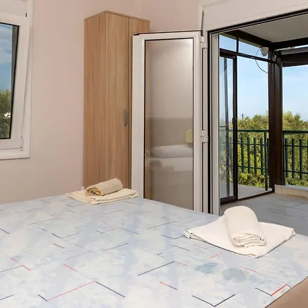 Thalori House Holiday home