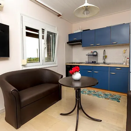 Thalori House Holiday home *