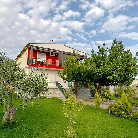 Thalori House بيت للعطل *