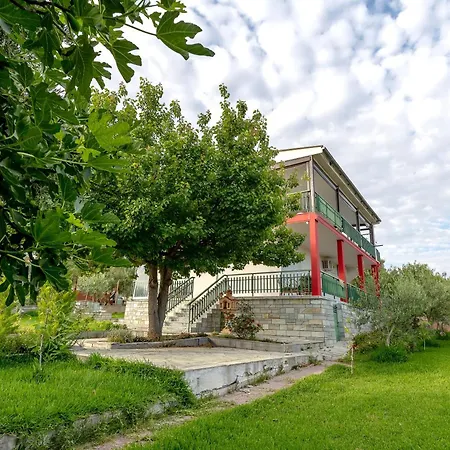 Thalori House