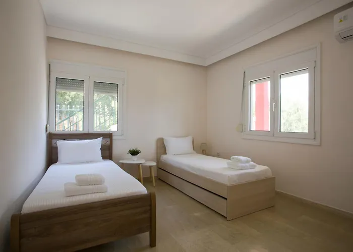 Thalori House * Vergia