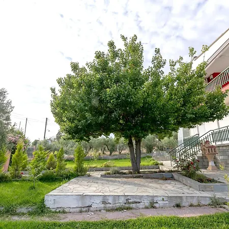 Thalori House * Vergia