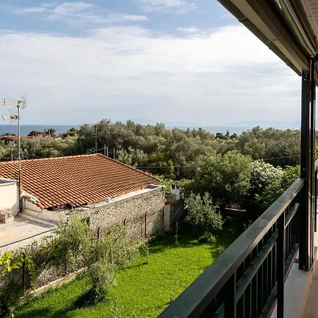 Thalori House 度假居 *