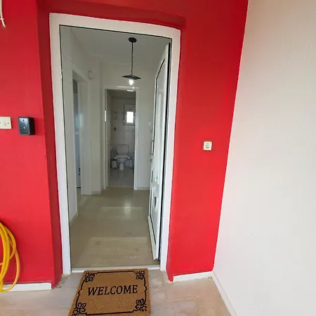 度假居 Thalori House