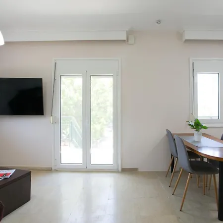 Thalori House * Vergia