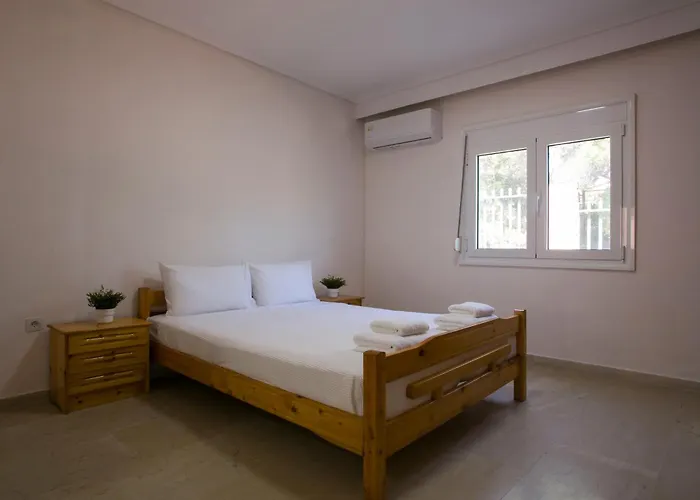 Thalori House