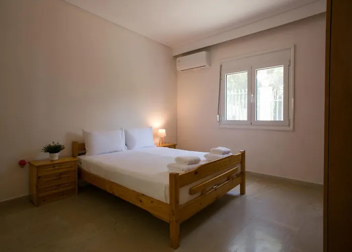 Thalori House *